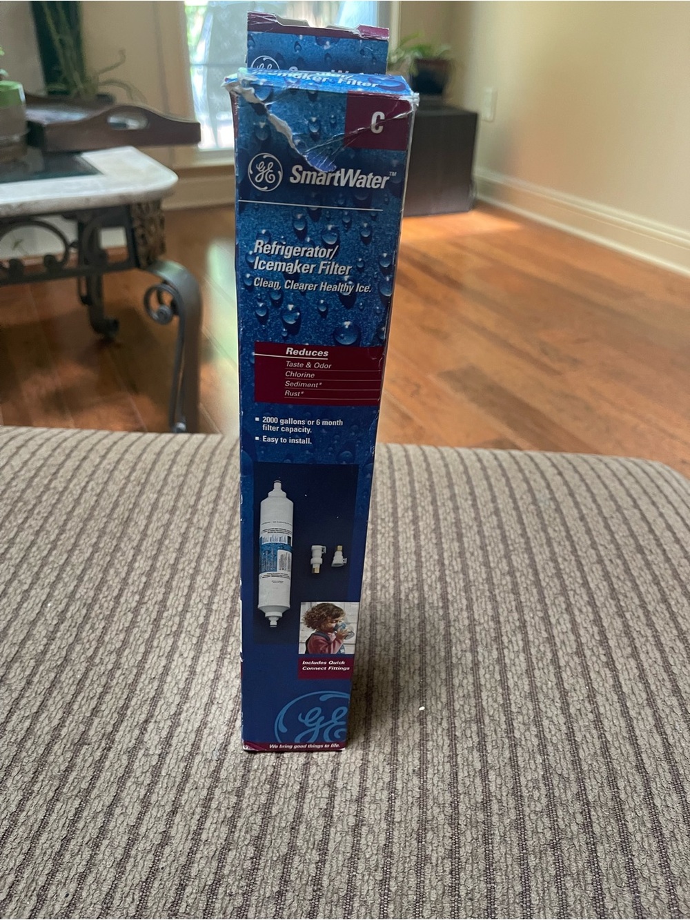 GE Water Filter GXRTQ 
Filter only -no quick connectors enclosed